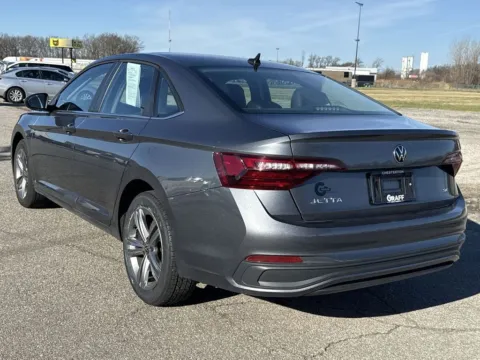 More photos of 2024 Volkswagen Jetta 1.5T SE at Graff Chevrolet GMC of Michigan City, IN