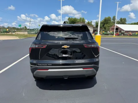 More photos of 2027 Chevrolet Equinox LT at Graff Chevrolet GMC of Michigan City, IN