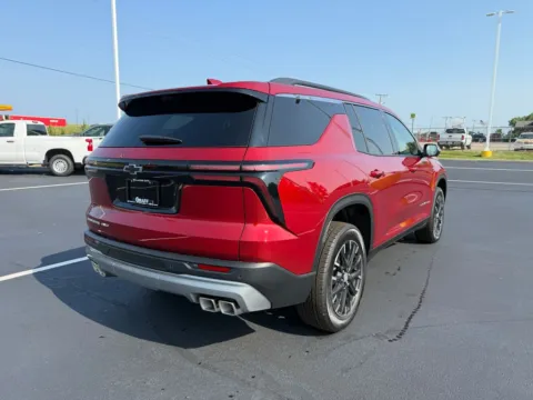 More photos of 2026 Chevrolet Traverse LT at Graff Chevrolet GMC of Michigan City, IN