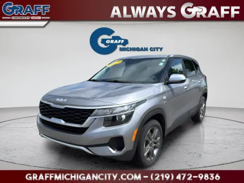 Gray 2023 Kia Seltos LX for sale in Michigan City, IN