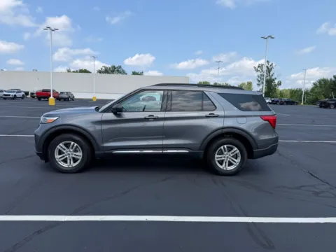 Photos of 2022 Ford Explorer XLT for sale in Michigan City, IN at Graff Chevrolet GMC of Michigan City