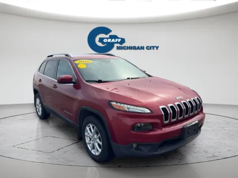 More photos of 2016 Jeep Cherokee Latitude at Graff Chevrolet GMC of Michigan City, IN