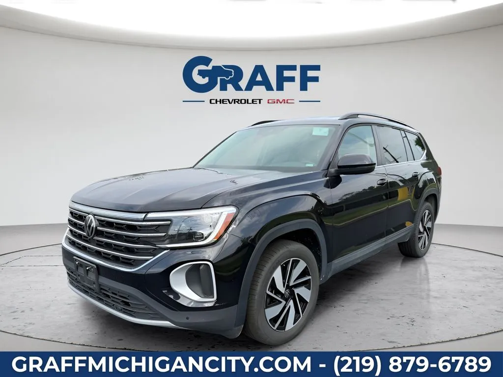 Black 2026 Volkswagen Atlas SE w/Technology for sale in Michigan City, IN