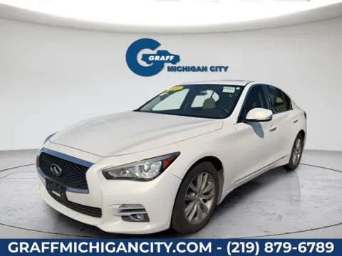 White 2015 INFINITI Q50 Premium for sale in Michigan City, IN