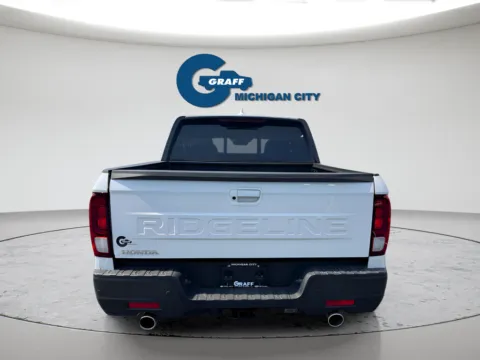 More photos of 2025 Honda Ridgeline Black Edition at Graff Chevrolet GMC of Michigan City, IN