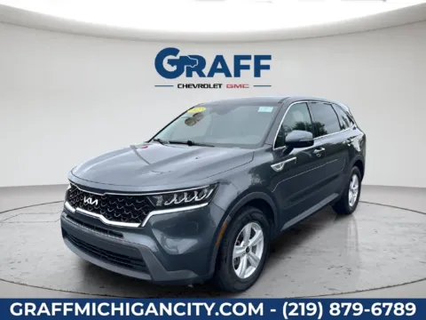 Gray 2022 Kia Sorento LX for sale in Michigan City, IN