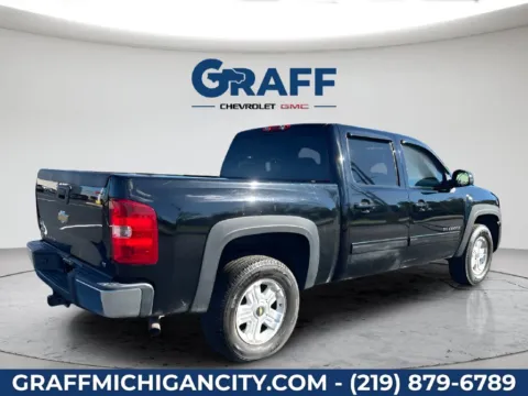 More photos of 2011 Chevrolet Silverado 1500 LT at Graff Chevrolet GMC of Michigan City, IN