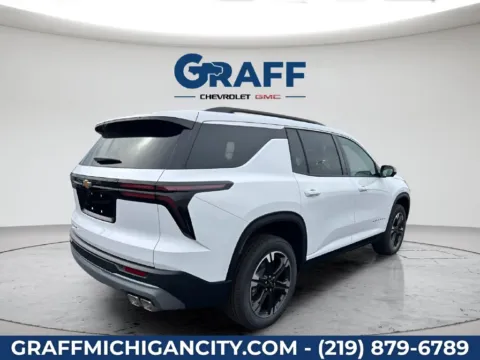 More photos of 2027 Chevrolet Traverse LT at Graff Chevrolet GMC of Michigan City, IN