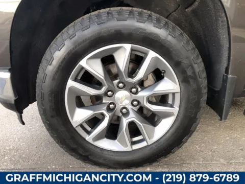 More photos of 2022 Chevrolet Silverado 1500 LTD LT at Graff Chevrolet GMC of Michigan City, IN