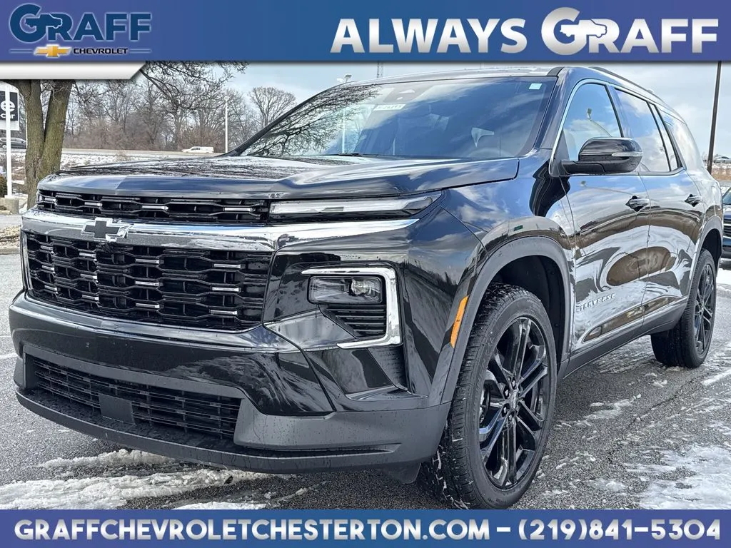 Black 2026 Chevrolet Traverse LT for sale in Burns Harbor, IN