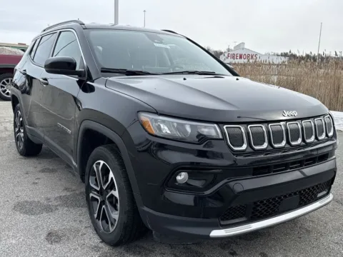 Photos of 2022 Jeep Compass Limited for sale in Burns Harbor, IN at Graff Chevrolet of Chesterton