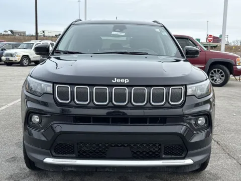 Another view of 2022 Jeep Compass Limited for sale in Burns Harbor, IN at Graff Chevrolet of Chesterton