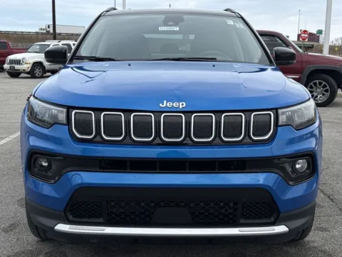 Another view of 2022 Jeep Compass Limited for sale in Burns Harbor, IN at Graff Chevrolet of Chesterton