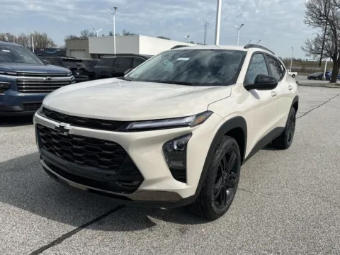 White 2026 Chevrolet Trax ACTIV for sale in Burns Harbor, IN