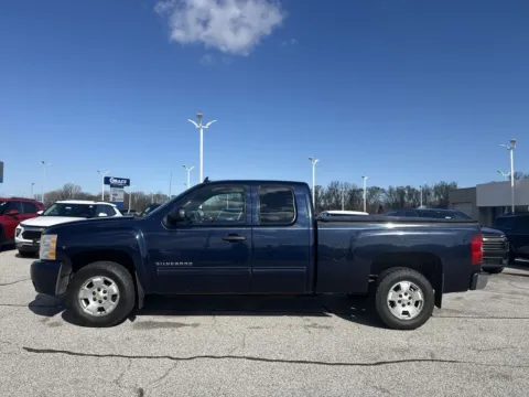 More photos of 2010 Chevrolet Silverado 1500 LT at Graff Chevrolet of Chesterton, IN