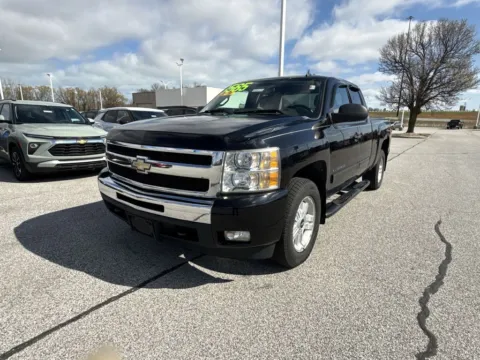 More photos of 2011 Chevrolet Silverado 1500 LT at Graff Chevrolet of Chesterton, IN