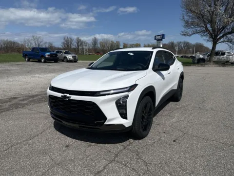 White 2026 Chevrolet Trax ACTIV for sale in Burns Harbor, IN