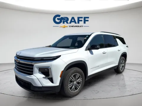 White 2024 Chevrolet Traverse LT for sale in Burns Harbor, IN