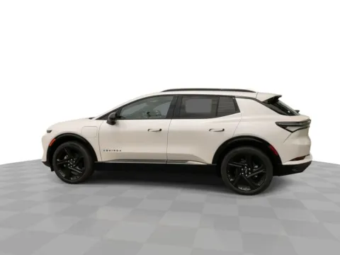 More photos of 2025 Chevrolet Equinox EV RS at Graff Chevrolet of Chesterton, IN