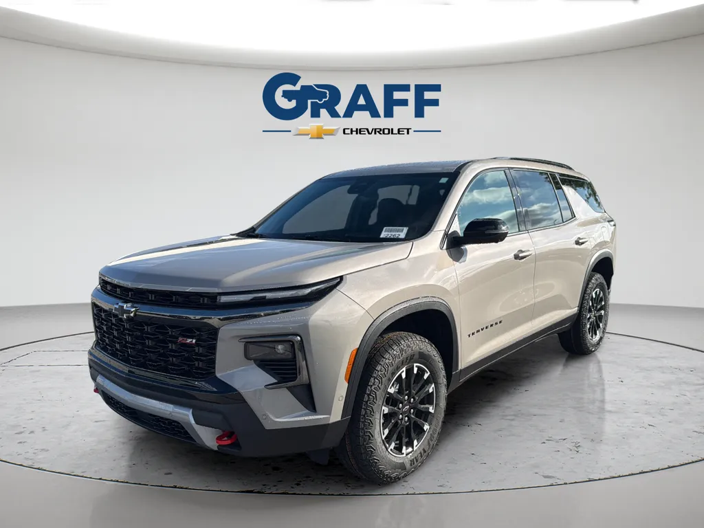 Gray 2026 Chevrolet Traverse Z71 for sale in Burns Harbor, IN