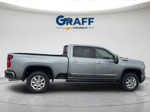 More photos of 2024 Chevrolet Silverado 2500HD High Country at Graff Chevrolet of Chesterton, IN