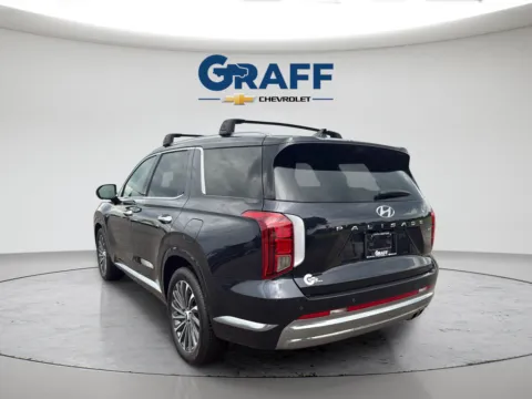 More photos of 2025 Hyundai Palisade Calligraphy at Graff Chevrolet of Chesterton, IN