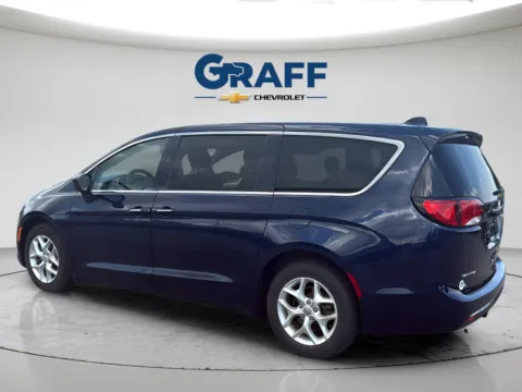 More photos of 2017 Chrysler Pacifica Touring L at Graff Chevrolet of Chesterton, IN