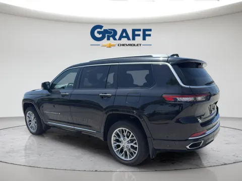 More photos of 2022 Jeep Grand Cherokee L Summit at Graff Chevrolet of Chesterton, IN