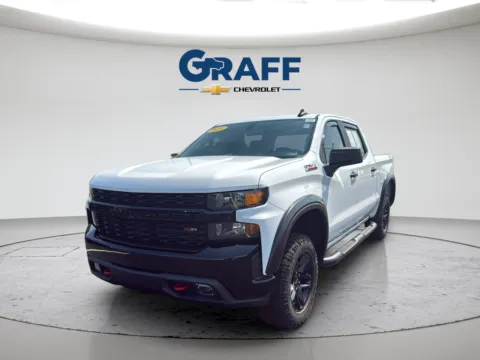 White 2021 Chevrolet Silverado 1500 Custom Trail Boss for sale in Burns Harbor, IN