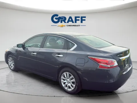 More photos of 2015 Nissan Altima 2.5 S at Graff Chevrolet of Chesterton, IN