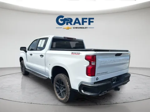 More photos of 2021 Chevrolet Silverado 1500 LT Trail Boss at Graff Chevrolet of Chesterton, IN