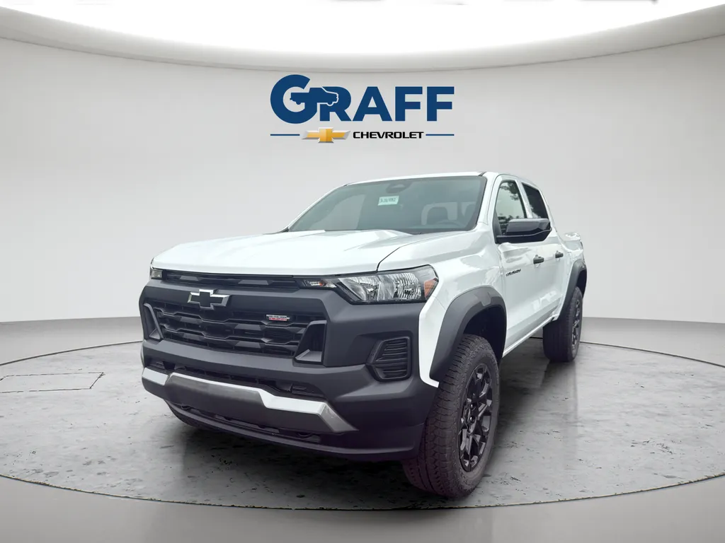 White 2026 Chevrolet Colorado Trail Boss for sale in Burns Harbor, IN