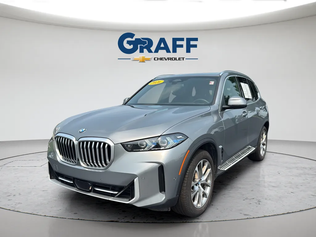 Gray 2026 BMW X5 xDrive40i for sale in Burns Harbor, IN