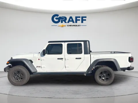 Another view of 2022 Jeep Gladiator Mojave for sale in Burns Harbor, IN at Graff Chevrolet of Chesterton