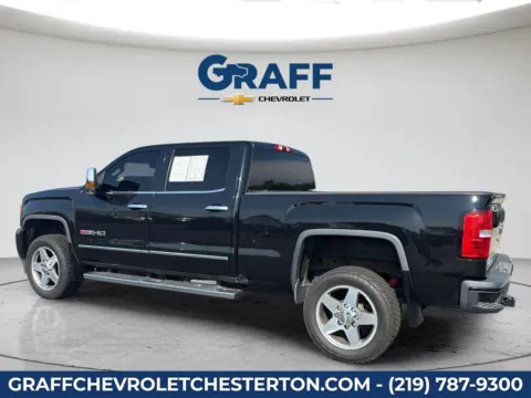 More photos of 2016 GMC Sierra 2500 HD SLT at Graff Chevrolet of Chesterton, IN
