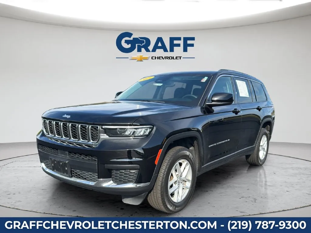 Black 2023 Jeep Grand Cherokee L Laredo for sale in Burns Harbor, IN