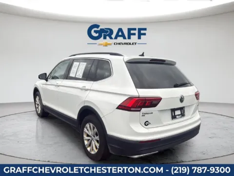 More photos of 2018 Volkswagen Tiguan 2.0T SE at Graff Chevrolet of Chesterton, IN