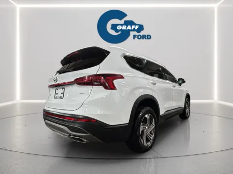More photos of 2023 Hyundai Santa Fe SEL at Graff Ford of Chesterton, IN