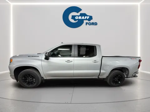 Photos of 2022 Chevrolet Silverado 1500 LT for sale in Chesterton, IN at Graff Ford of Chesterton