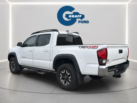 More photos of 2018 Toyota Tacoma TRD Off-Road at Graff Ford of Chesterton, IN