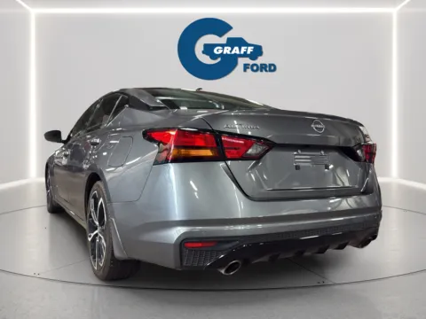 More photos of 2024 Nissan Altima 2.5 SR at Graff Ford of Chesterton, IN