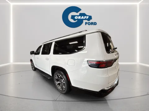 More photos of 2024 Jeep Wagoneer L Series III at Graff Ford of Chesterton, IN