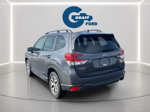 More photos of 2023 Subaru Forester Premium at Graff Ford of Chesterton, IN