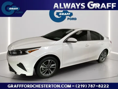 White 2024 Kia Forte LXS for sale in Chesterton, IN