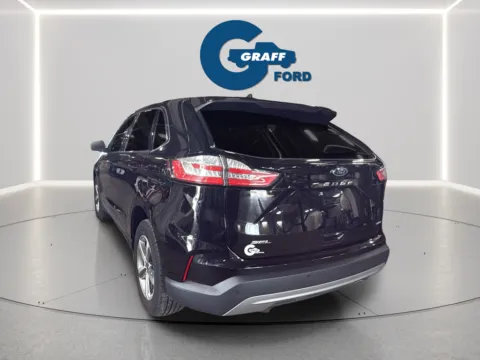 More photos of 2022 Ford Edge SEL at Graff Ford of Chesterton, IN
