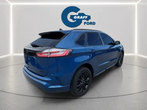 More photos of 2022 Ford Edge SE at Graff Ford of Chesterton, IN