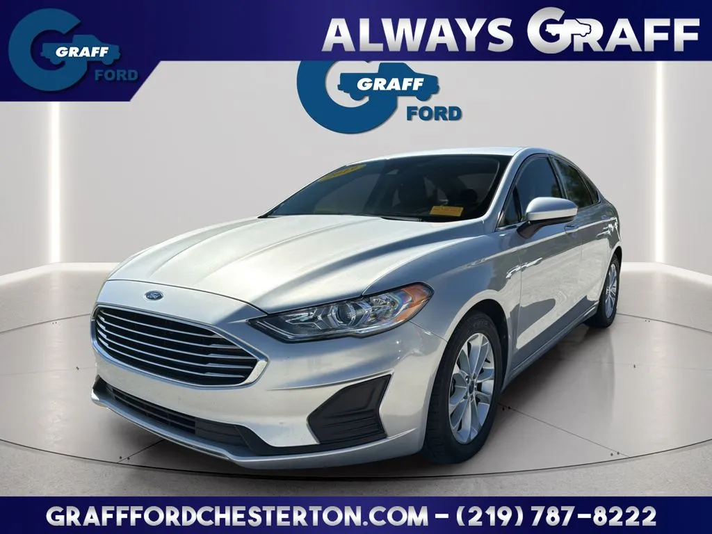 Silver 2019 Ford Fusion SE for sale in Chesterton, IN