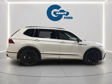 More photos of 2022 Volkswagen Tiguan 2.0T SE R-Line Black at Graff Ford of Chesterton, IN