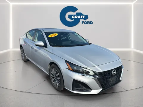 More photos of 2024 Nissan Altima 2.5 SV at Graff Ford of Chesterton, IN