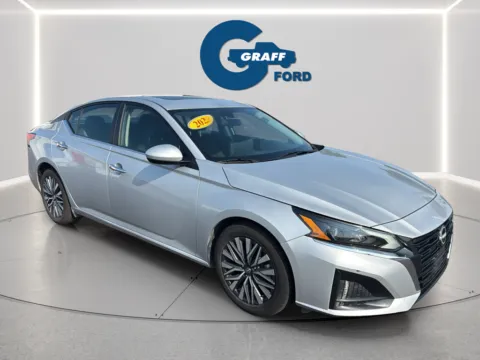 More photos of 2024 Nissan Altima 2.5 SV at Graff Ford of Chesterton, IN